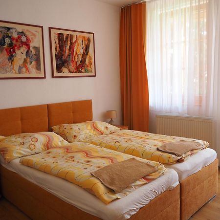 Privat Alenka Hotel Liptovsky Mikulas Luaran gambar