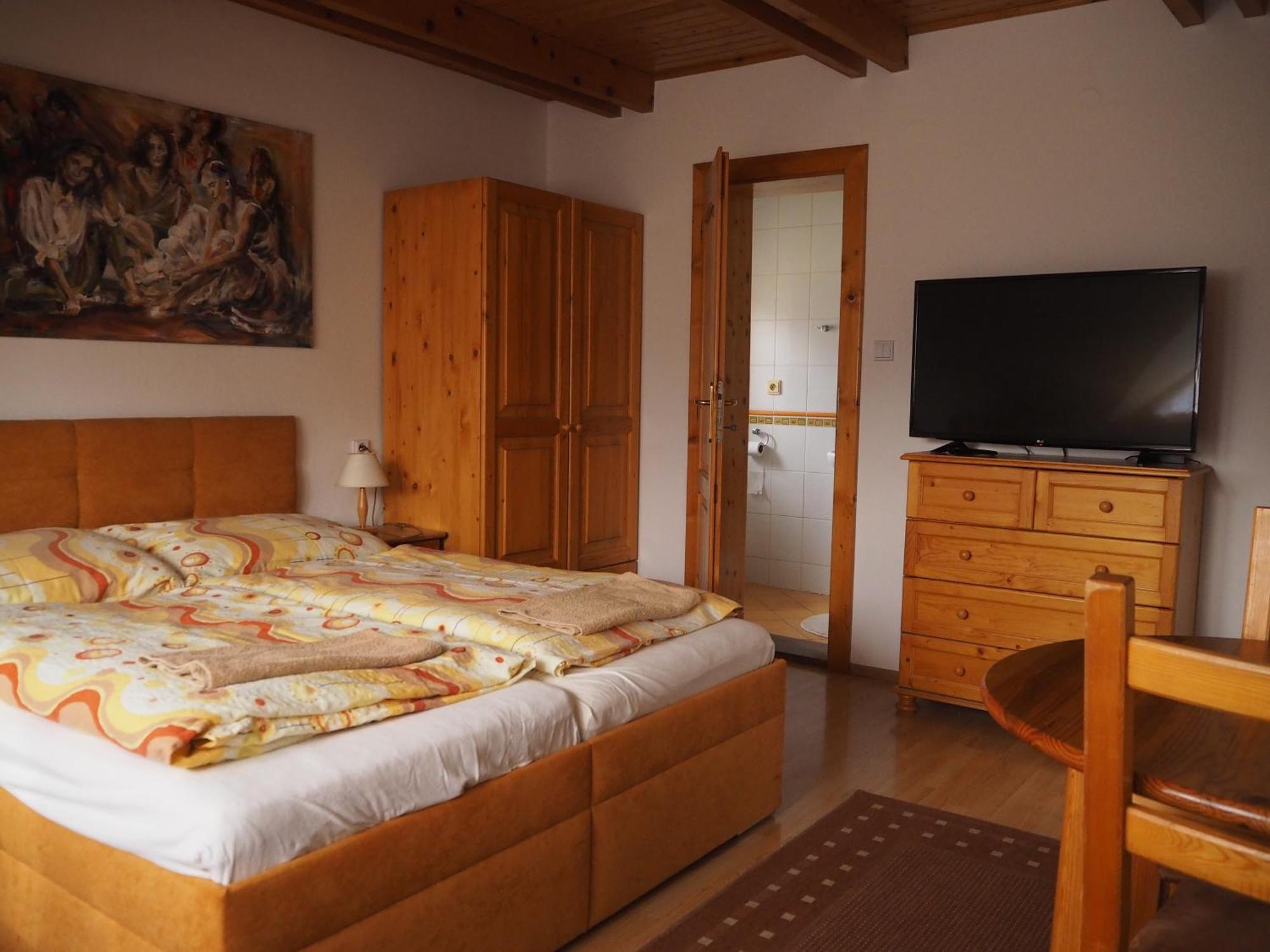 Privat Alenka Hotel Liptovsky Mikulas Luaran gambar